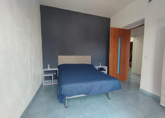 Room&relax Scauri 招待所 3*