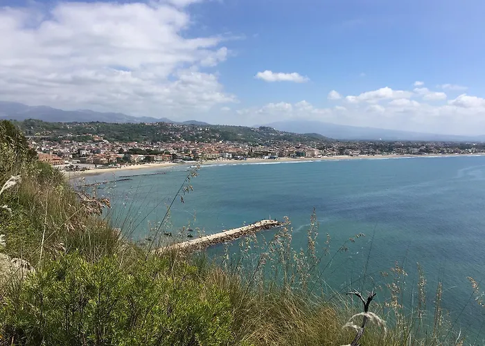 招待所 Room&relax Scauri 3*